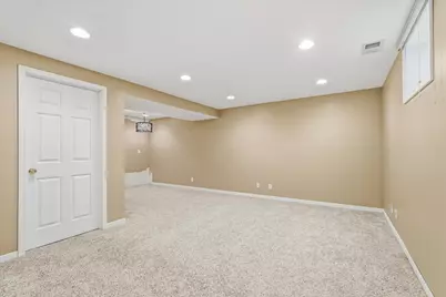 3687 Arcade Street N, Vadnais Heights, MN 55127 - Photo 29