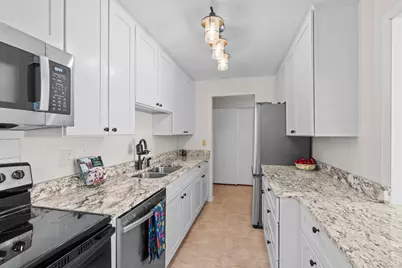 329 Geneva Avenue N #204, Oakdale, MN 55128 - Photo 5