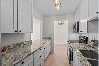 329 Geneva Avenue N #204, Oakdale, MN 55128 - Photo 3