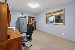 527 Jewell St, Mora, MN 55051 - Photo 27