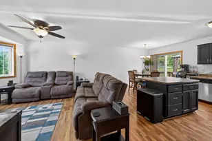 527 Jewell St, Mora, MN 55051 - Photo 11