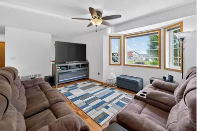527 Jewell Street, Mora, MN 55051 - Photo 13