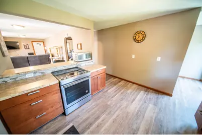 513 8th Ave SE, Waseca, MN 56093 - Photo 15