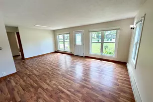 565 Madson Ave SW, Hutchinson, MN 55350 - Photo 3