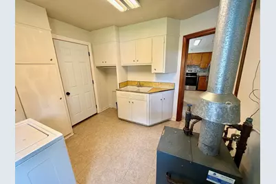 565 Madson Avenue SW, Hutchinson, MN 55350 - Photo 13