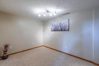 704 Country Estate Court SE, Stewartville, MN 55976 - Photo 33