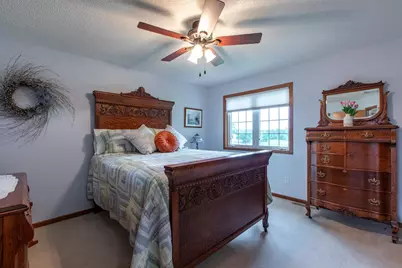 704 Country Estate Court SE, Stewartville, MN 55976 - Photo 21