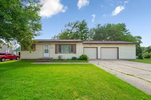 1238 Bigelow Ave, Owatonna, MN 55060 - Photo 3