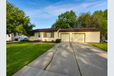 1238 Bigelow Avenue, Owatonna, MN 55060 - Photo 1