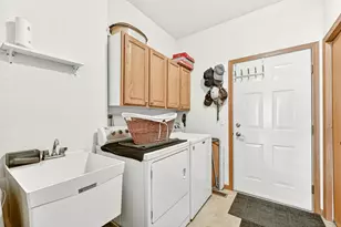 4207 Red Hawk Dr SE, Rochester, MN 55904 - Photo 19