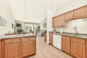 4207 Red Hawk Dr SE, Rochester, MN 55904 - Photo 13