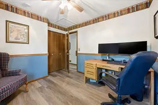 15873 Hayes Trail Ct, Apple Valley, MN 55124 - Photo 21