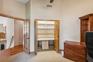 8967 Ferndale Ln, Eden Prairie, MN 55347 - Photo 23