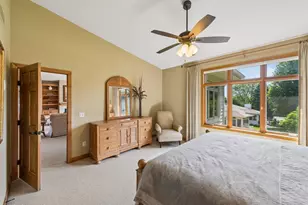 8967 Ferndale Ln, Eden Prairie, MN 55347 - Photo 25