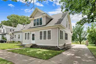 137 South St, Owatonna, MN 55060 - Photo 1