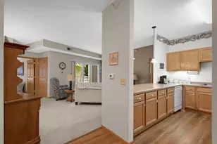 5650 Boone Ave N, New Hope, MN 55428 - Photo 5