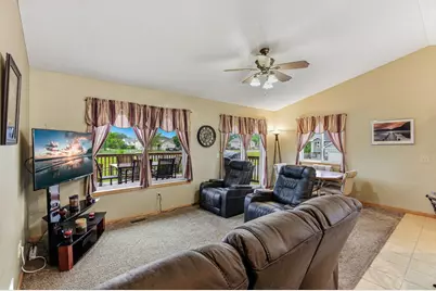 37888 Hawthorne Avenue, North Branch, MN 55056 - Photo 7