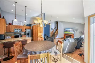 512 Hyde Ave N, Mahtomedi, MN 55115 - Photo 21