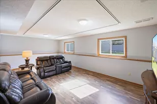 512 Hyde Ave N, Mahtomedi, MN 55115 - Photo 37