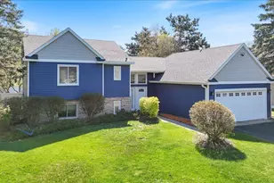 512 Hyde Ave N, Mahtomedi, MN 55115 - Photo 1