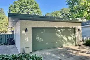 810 3rd St NW, Austin, MN 55912 - Photo 7