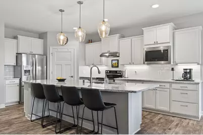 8270 Oakview Court N, Maple Grove, MN 55369 - Photo 9