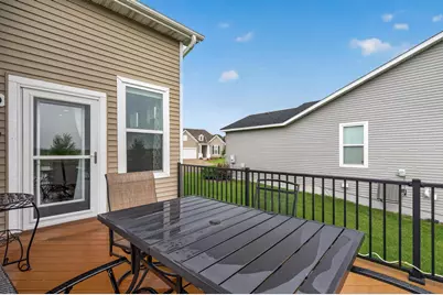 8270 Oakview Court N, Maple Grove, MN 55369 - Photo 43