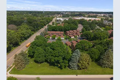 2455 Crestwood Drive, North Saint Paul, MN 55109 - Photo 35