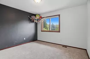 2455 Crestwood Dr, North Saint Paul, MN 55109 - Photo 15