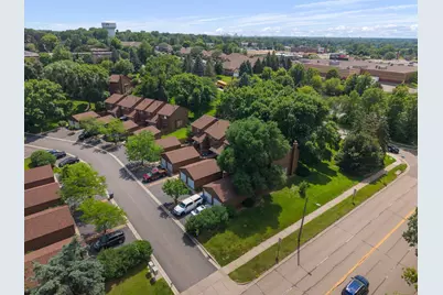 2455 Crestwood Drive, North Saint Paul, MN 55109 - Photo 29