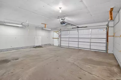 7624 68th Avenue N, Brooklyn Park, MN 55428 - Photo 11
