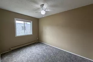 2457 W Country Club Dr S, Fargo,  58103 - Photo 5