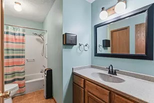 8709 Maplebrook Pkwy N, Brooklyn Park, MN 55445 - Photo 5