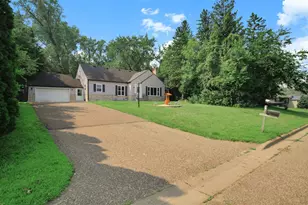 770 Viking Dr E, Maplewood, MN 55117 - Photo 1