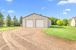 34215 Grange Cir, Stacy, MN 55079 - Photo 3