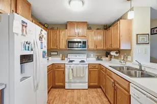 6435 157th St W, Apple Valley, MN 55124 - Photo 9