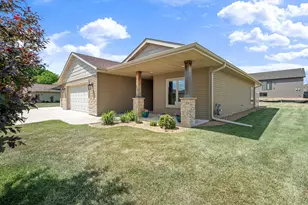 290 Acorn Pl NE, Owatonna, MN 55060 - Photo 33