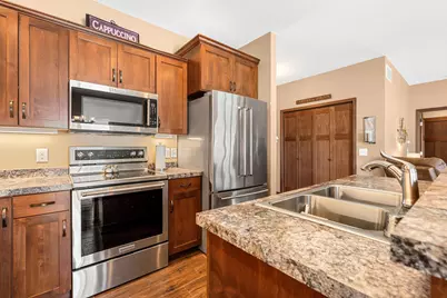 290 Acorn Place NE, Owatonna, MN 55060 - Photo 11