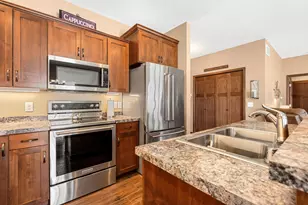 290 Acorn Pl NE, Owatonna, MN 55060 - Photo 11