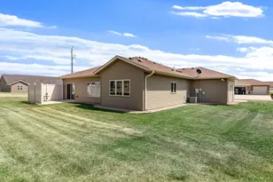 290 Acorn Pl NE, Owatonna, MN 55060 - Photo 31