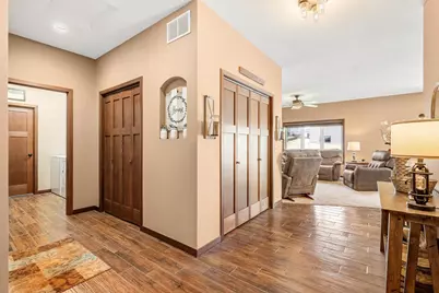 290 Acorn Place NE, Owatonna, MN 55060 - Photo 5