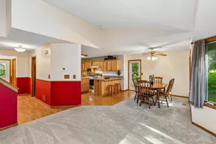 326 Warner Ave N, Mahtomedi, MN 55115 - Photo 13