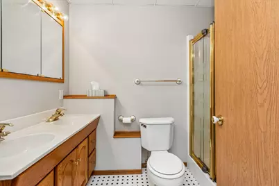 326 Warner Avenue N, Mahtomedi, MN 55115 - Photo 23