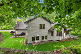 326 Warner Ave N, Mahtomedi, MN 55115 - Photo 29