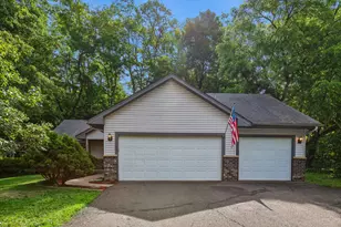 326 Warner Ave N, Mahtomedi, MN 55115 - Photo 1