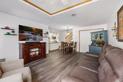 1929 Southcross Drive W #1204, Burnsville, MN 55306 - Photo 5