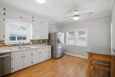 825 E Center Street, Rochester, MN 55904 - Photo 5