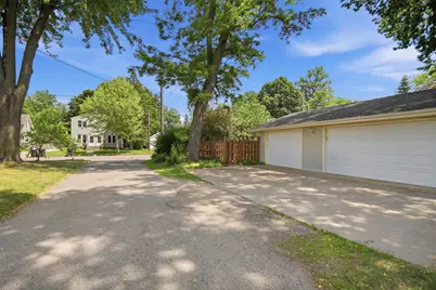 825 E Center Street, Rochester, MN 55904 - Photo 35