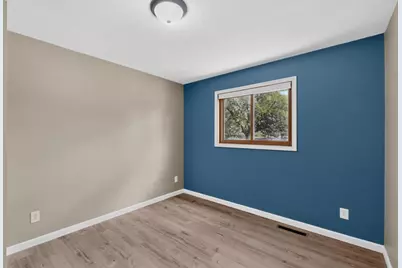 5633 Saint Mary Drive NW, Rochester, MN 55901 - Photo 33