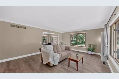 5633 Saint Mary Drive NW, Rochester, MN 55901 - Photo 19